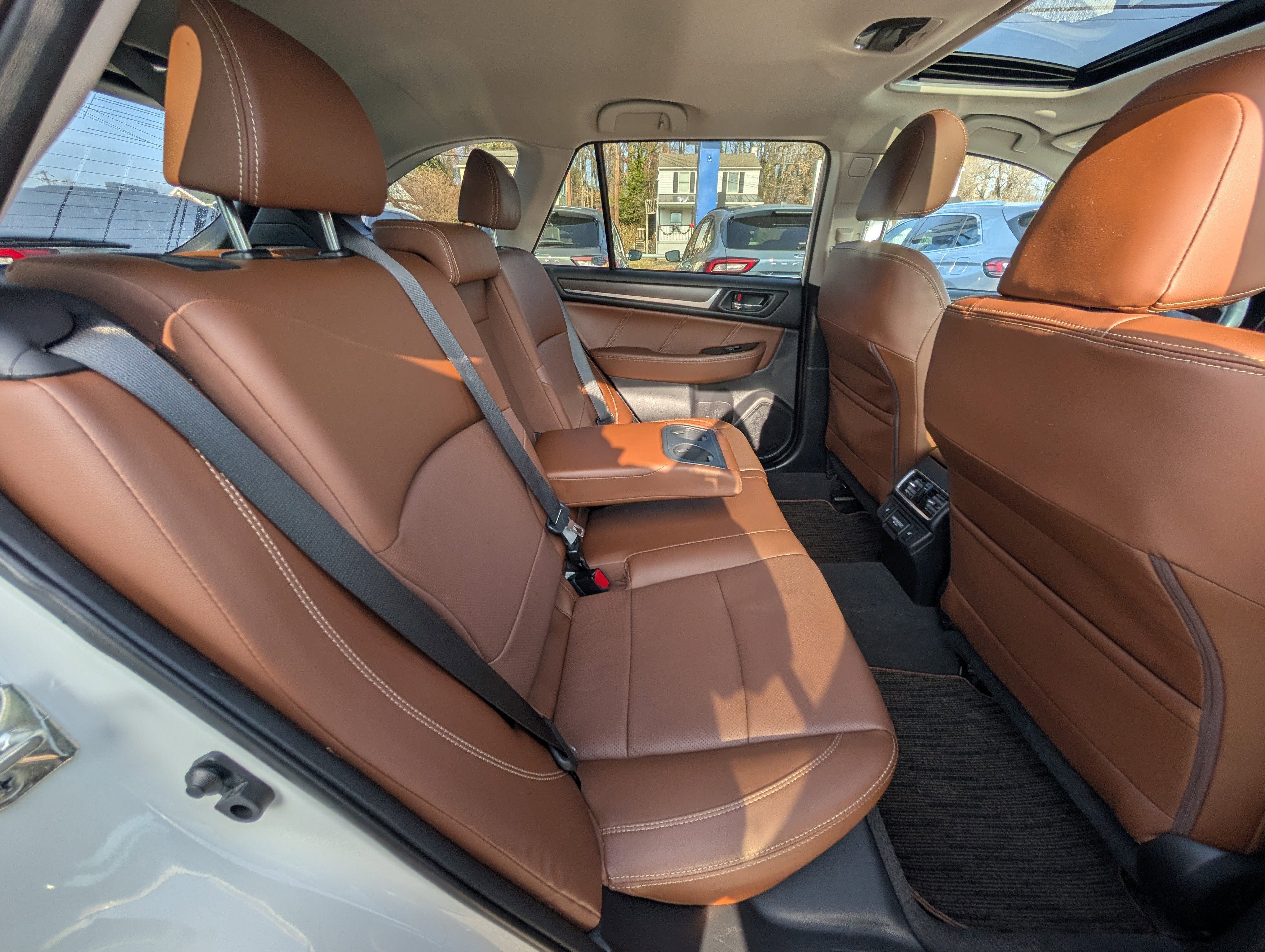 Used 2018 Subaru Outback 2.5i Touring image 13