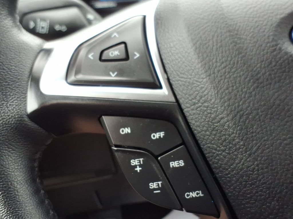 Certified 2024 Ford Edge SEL w/ Convenience Package AWD/4WD image 24