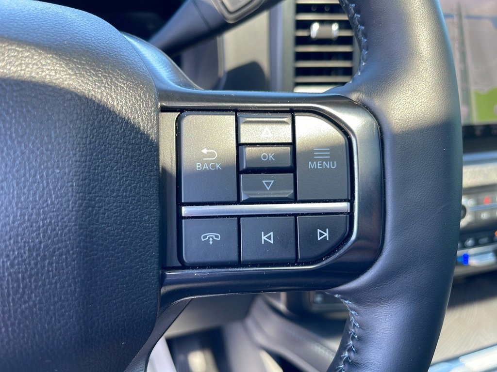 Certified 2025 Ford F250 Platinum image 26