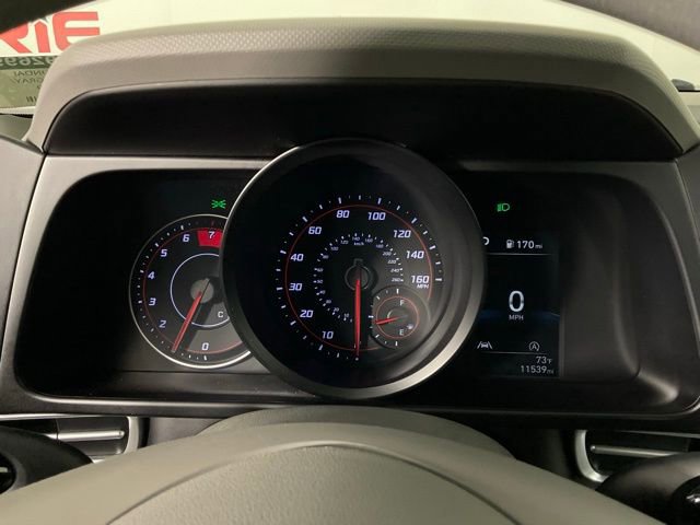 Used 2021 Hyundai Elantra SE image 24