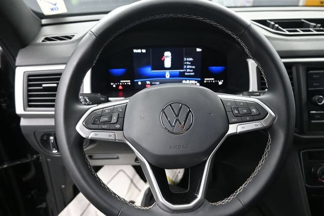 Used 2022 Volkswagen Atlas Cross Sport SE AWD/4WD image 17