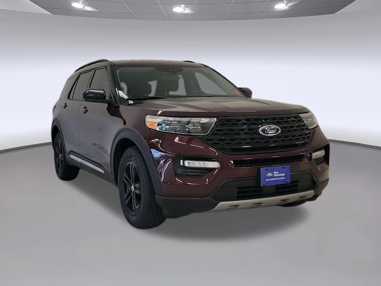 Certified 2022 Ford Explorer XLT w/ Equipment Group 202A RWD image 5