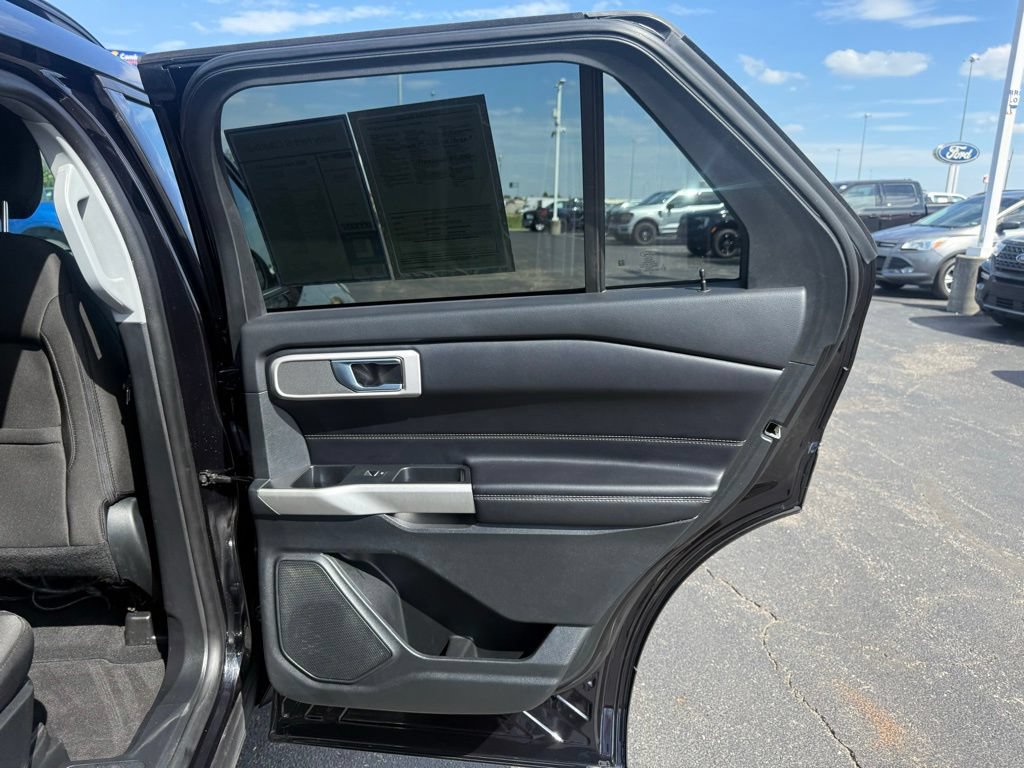 Certified 2021 Ford Explorer XLT RWD image 54