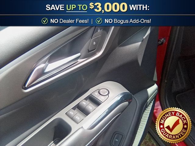 Used 2025 Chevrolet Traverse LT w/ LPO, Floor Liner Package FWD image 16