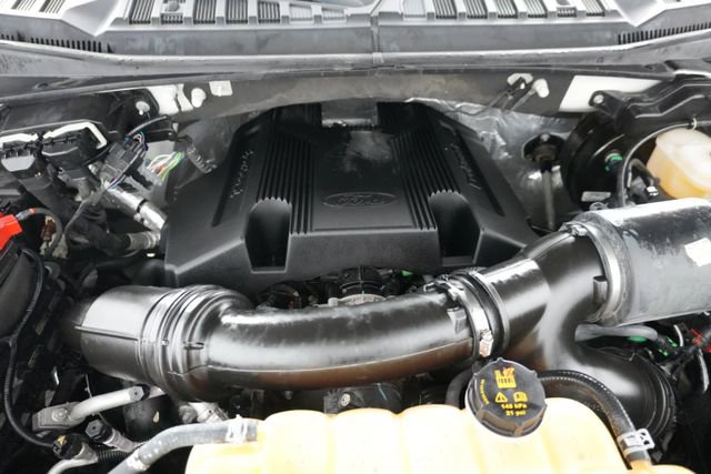 Certified 2017 Ford F150 Lariat image 32
