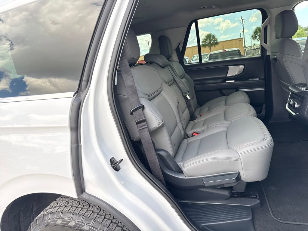 Certified 2025 Ford Expedition Active RWD image 29