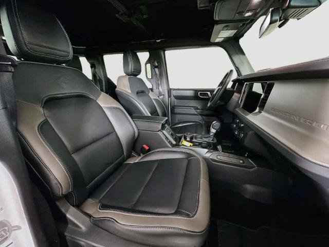 Certified 2025 Ford Bronco Outer Banks AWD/4WD image 15