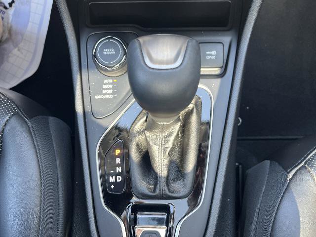 Used 2019 Jeep Cherokee Limited AWD/4WD image 13