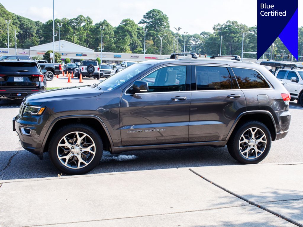 Used 2018 Jeep Grand Cherokee Limited AWD/4WD image 3