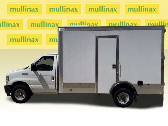 Certified 2023 Ford E-350 and Econoline 350 Super Duty w/ Power Windows & Locks Group RWD image 12