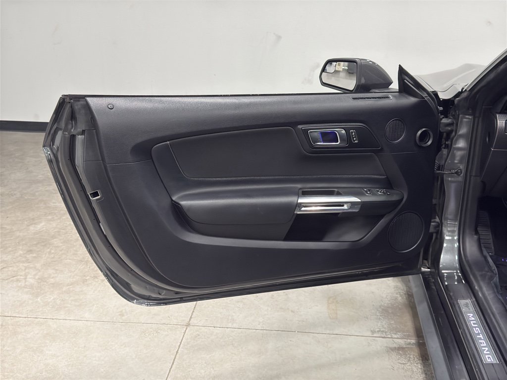 Certified 2019 Ford Mustang GT w/ Performance Package - Level 2 image 10