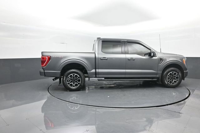 Certified 2022 Ford F150 XLT w/ Equipment Group 302A High image 8