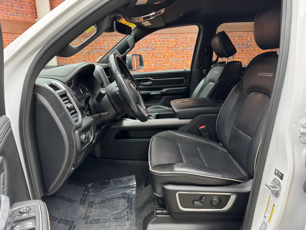 Used 2023 RAM 1500 Laramie AWD/4WD image 24