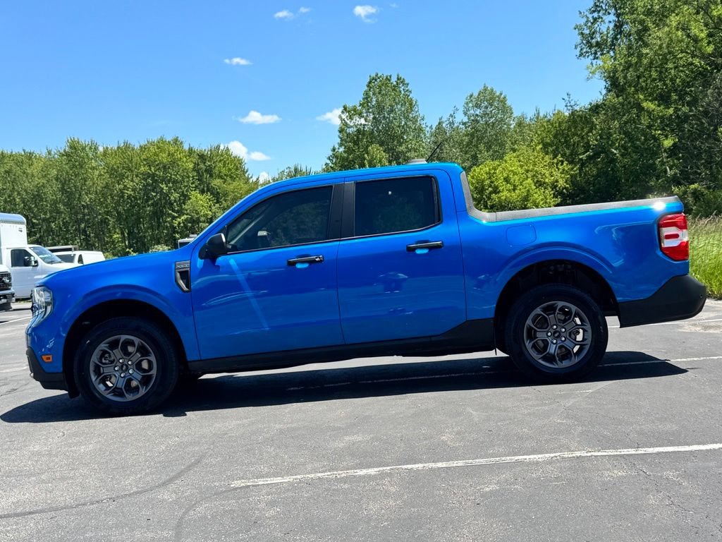 Certified 2025 Ford Maverick XLT FWD image 8