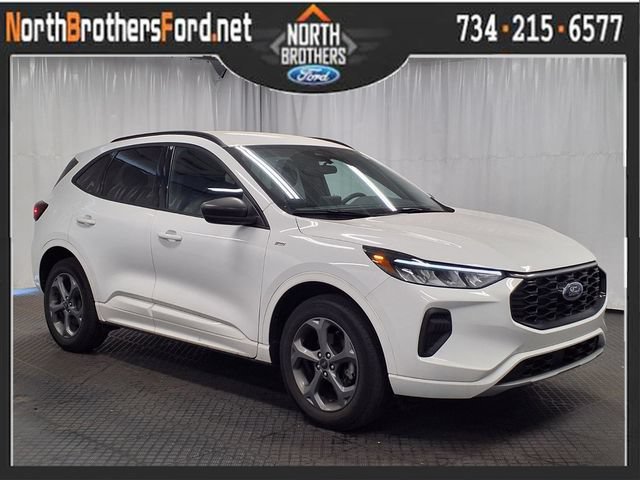 Certified 2023 Ford Escape ST-Line AWD/4WD image 1