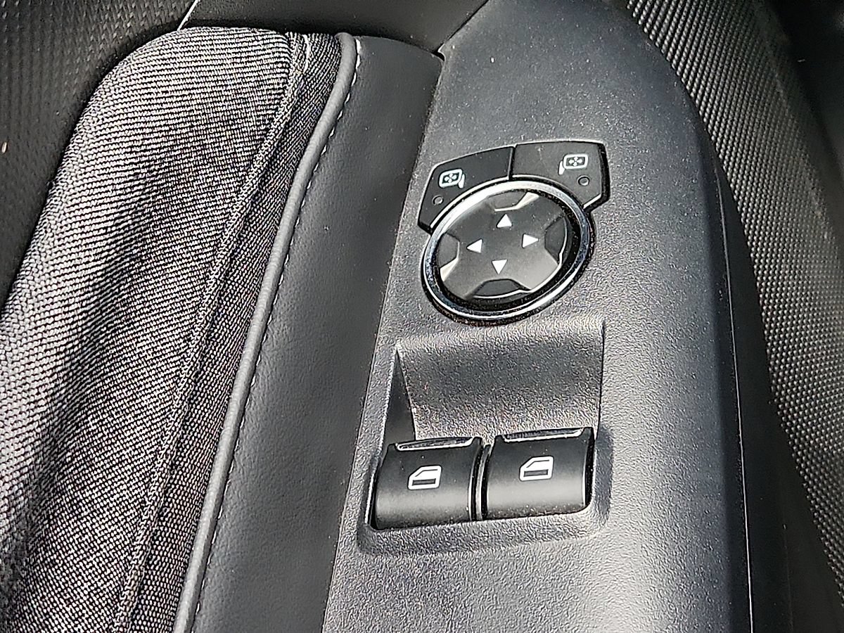 Certified 2025 Ford Mustang GT RWD image 9