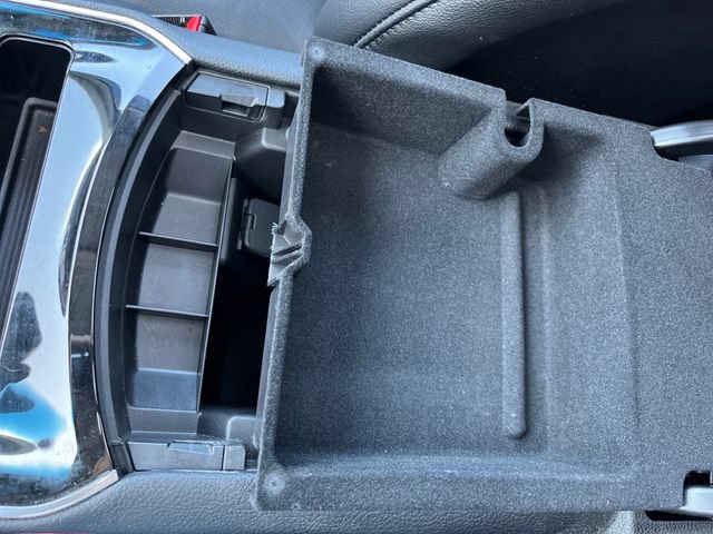 Certified 2019 Ford Edge Titanium w/ Equipment Group 301A FWD image 40