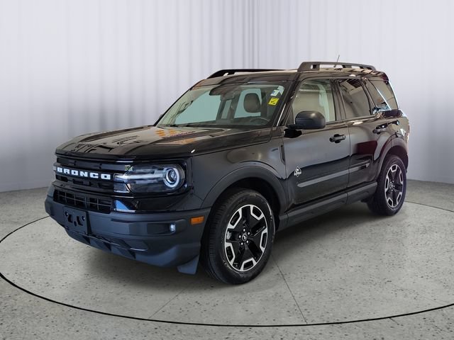 Certified 2023 Ford Bronco Sport Outer Banks w/ Tech Package AWD/4WD image 4