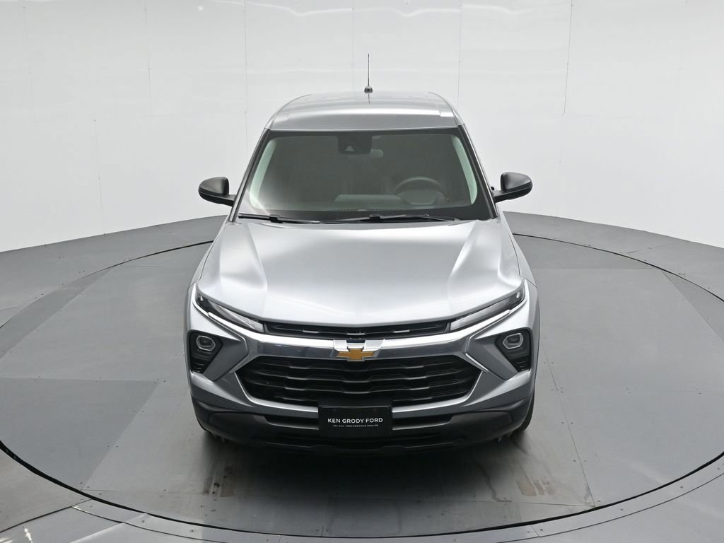 Used 2024 Chevrolet TrailBlazer LS image 29