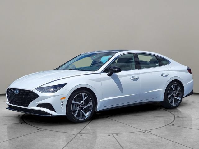 Used 2023 Hyundai Sonata SEL Plus FWD image 2