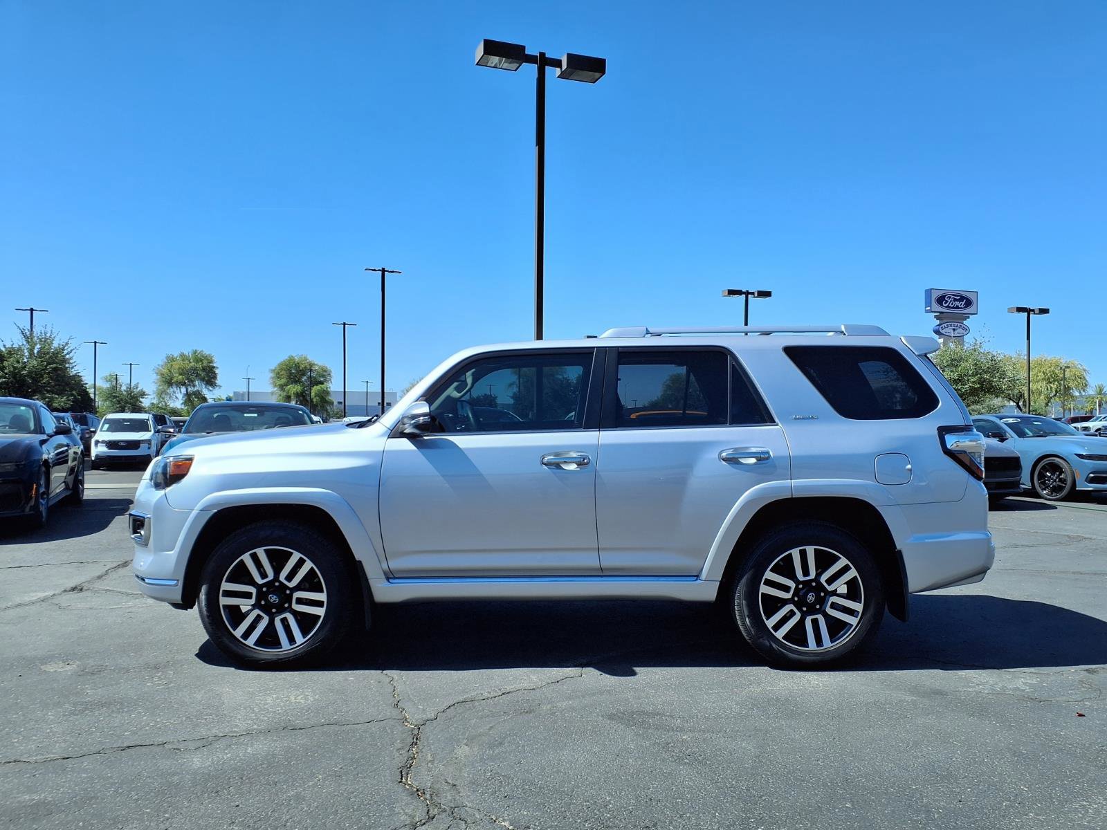 Used 2019 Toyota 4Runner Limited AWD/4WD image 3