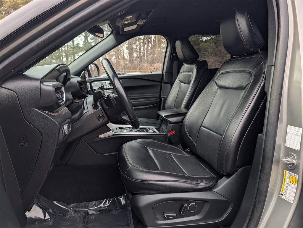 Certified 2020 Ford Explorer Limited image 16