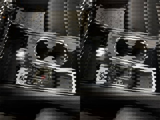 Used 2024 Nissan Altima 2.5 SV image 11