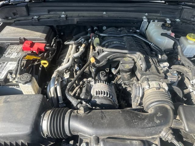 Used 2023 Jeep Gladiator Overland AWD/4WD image 33