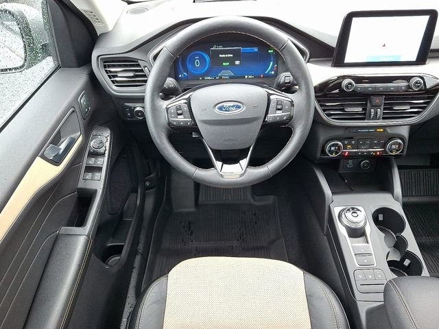 Certified 2021 Ford Escape Titanium w/ Titanium Elite Package AWD/4WD image 12