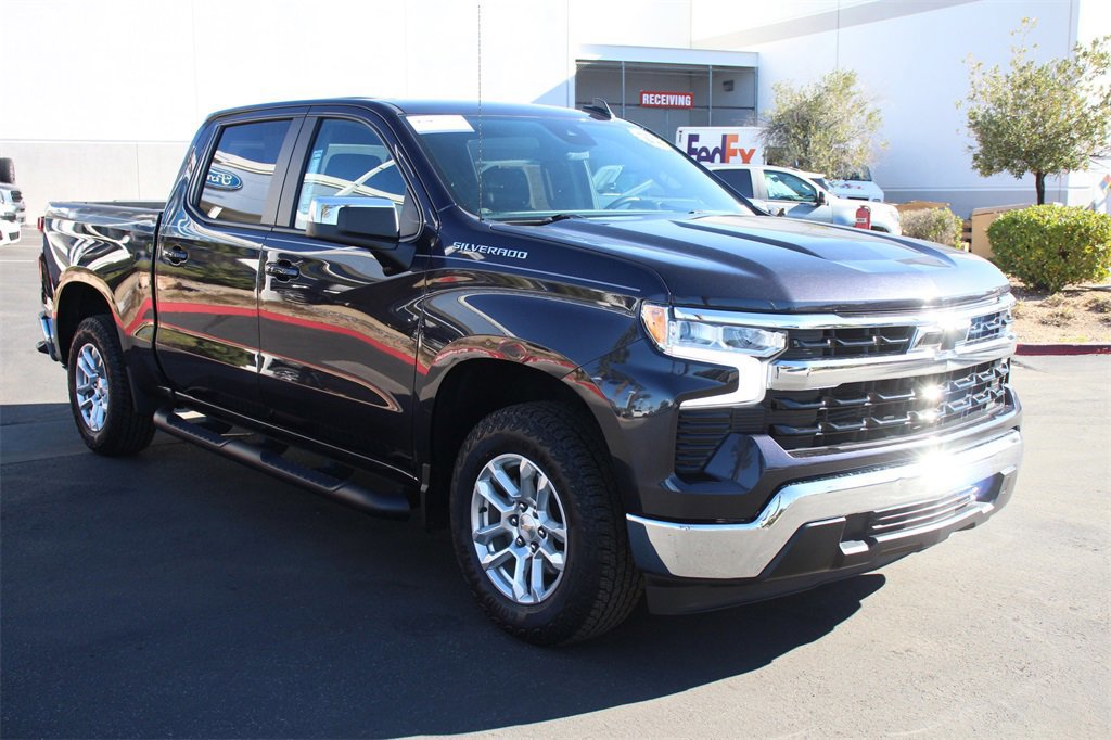 Used 2023 Chevrolet Silverado 1500 LT image 10