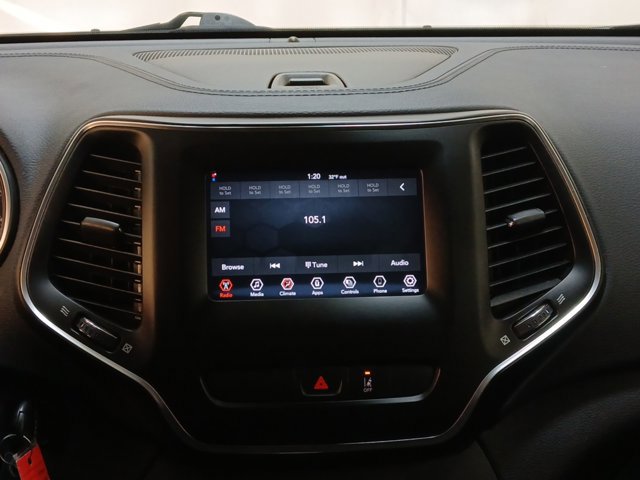 Used 2021 Jeep Cherokee Latitude image 12