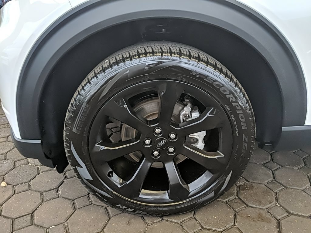 Certified 2023 Ford Explorer ST-Line AWD/4WD image 10