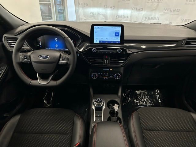 Certified 2025 Ford Escape ST-Line image 15