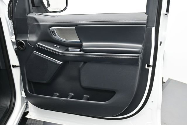 Certified 2025 Ford Expedition Max Platinum AWD/4WD image 30