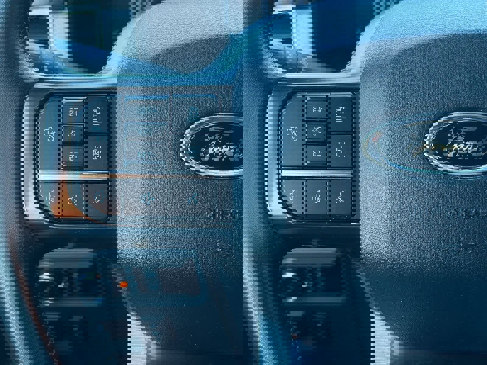 Certified 2023 Ford F150 Platinum w/ Equipment Group 701A High image 24