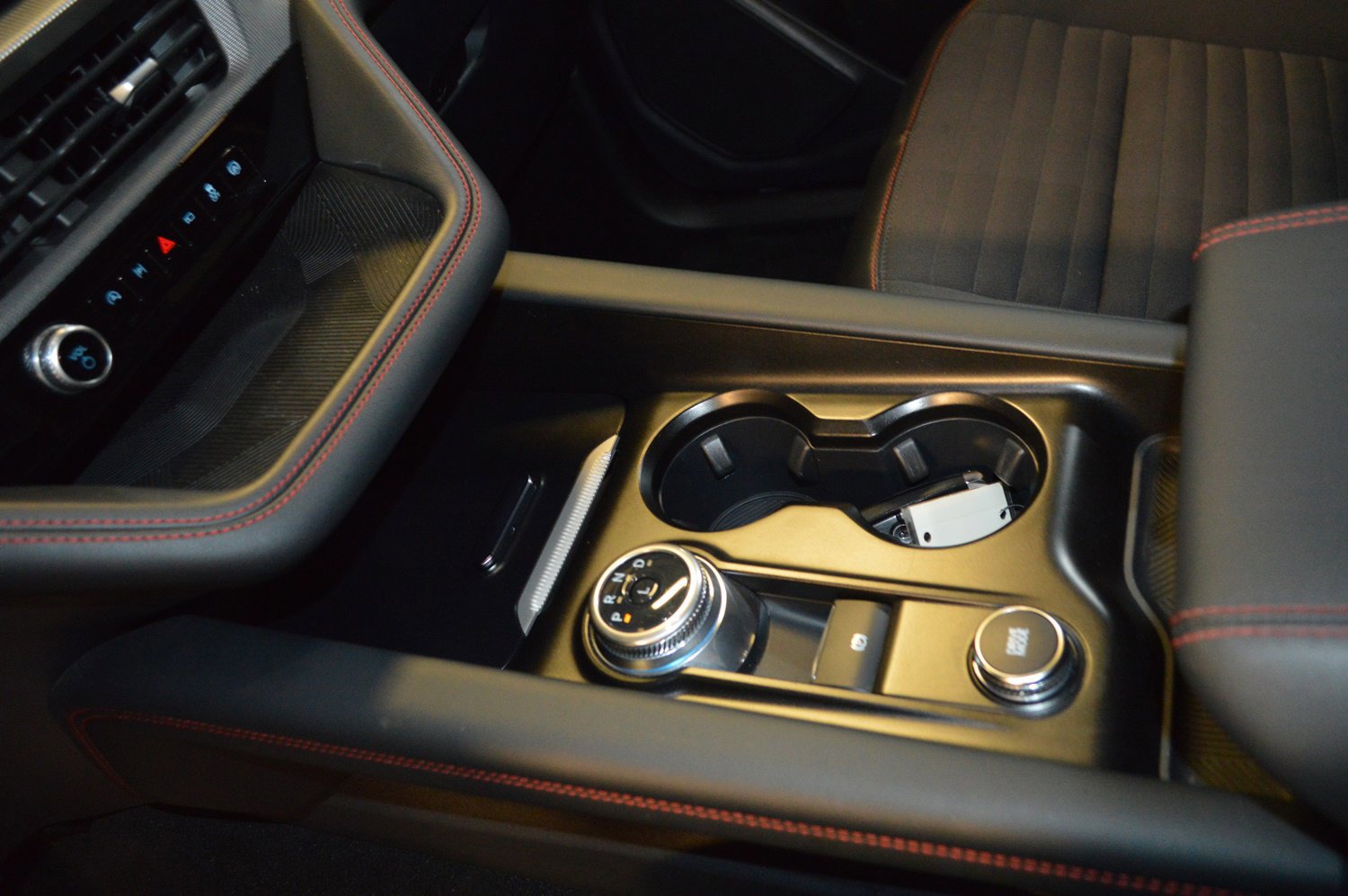 Certified 2025 Ford Explorer ST-Line image 21