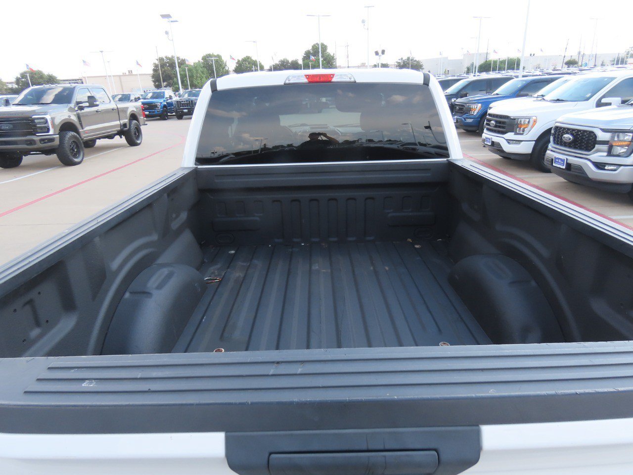 Certified 2019 Ford F150 XLT RWD image 14
