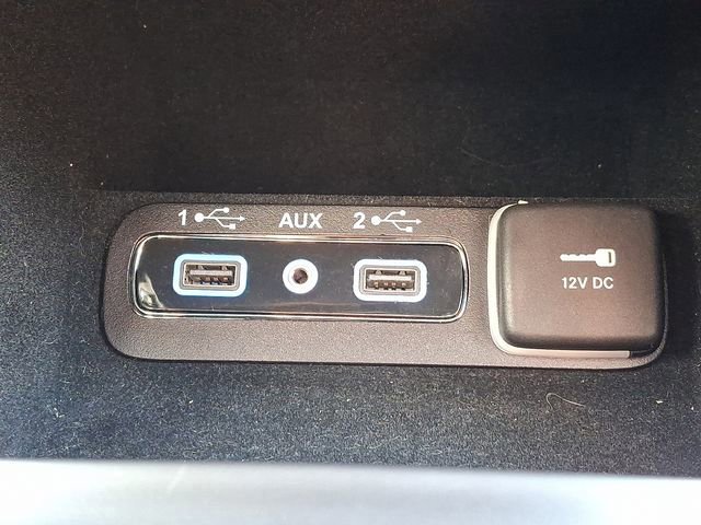 Used 2021 Jeep Grand Cherokee Limited image 27