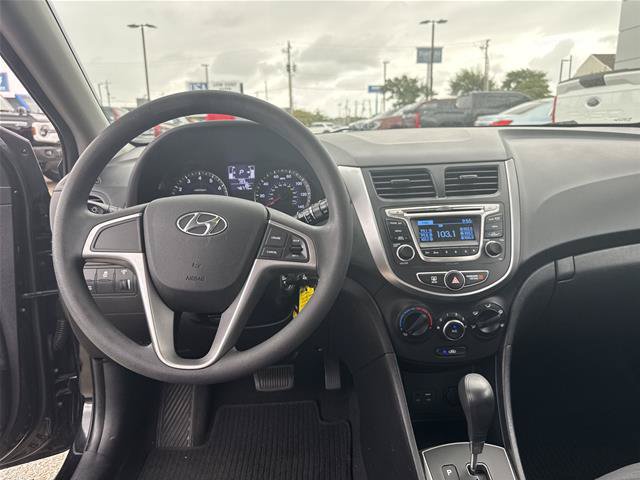 Used 2017 Hyundai Accent SE FWD image 6