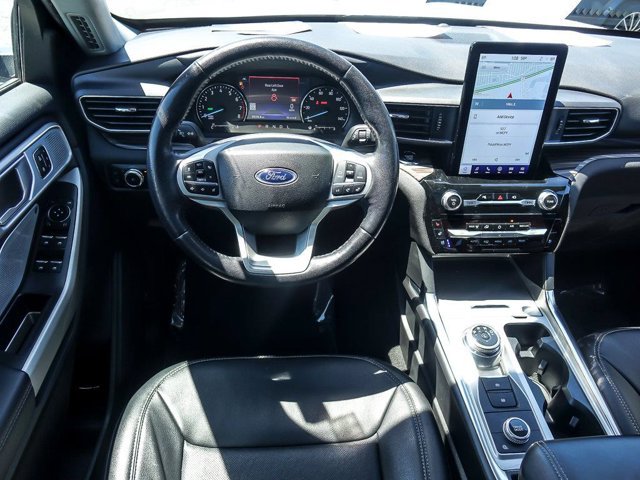 Certified 2023 Ford Explorer Limited w/ Hybrid Equipment Group 310A AWD/4WD image 16