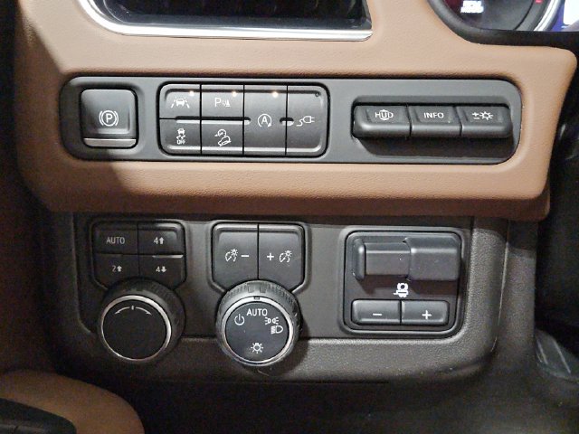 Used 2021 Chevrolet Tahoe High Country AWD/4WD image 31
