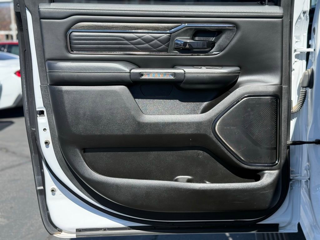 Used 2025 RAM 1500 Limited w/ Trailer Tow Group AWD/4WD image 34