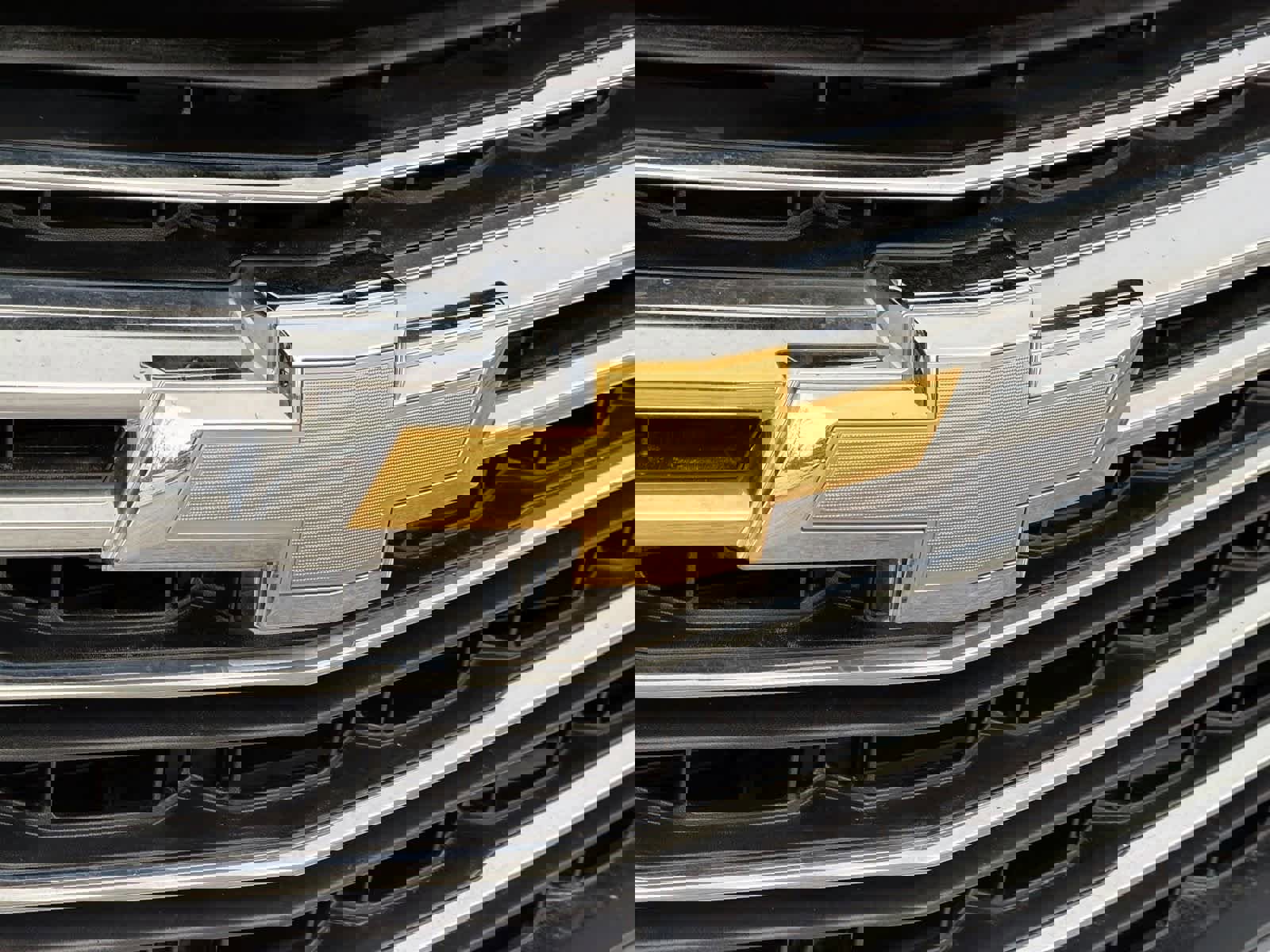 Used 2023 Chevrolet Traverse LT image 12