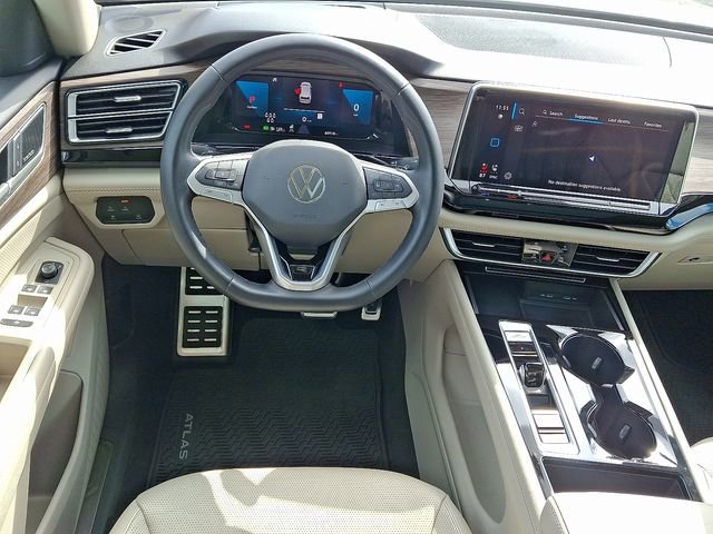 Used 2024 Volkswagen Atlas SEL Premium R-Line AWD/4WD image 14