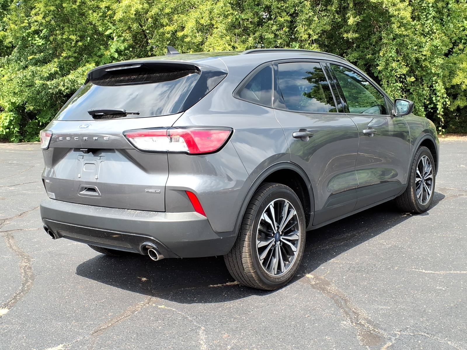 Certified 2021 Ford Escape SE w/ SE Sport Appearance Package AWD/4WD image 14