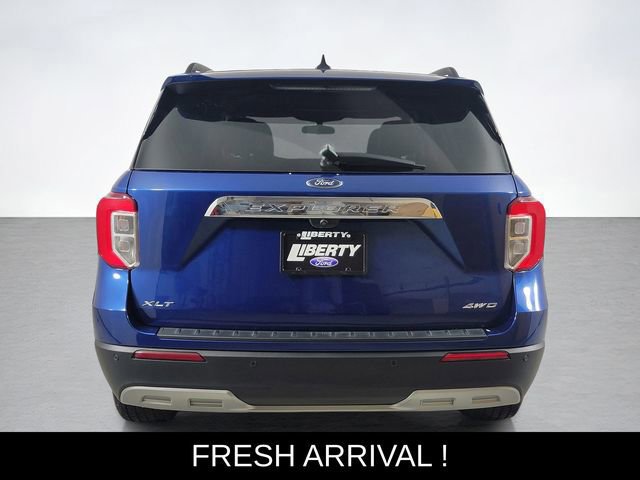 Certified 2023 Ford Explorer XLT w/ Equipment Group 202A AWD/4WD image 4