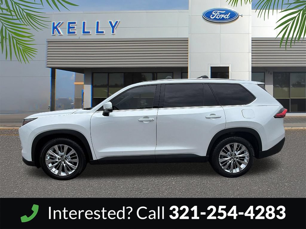 Used 2024 Toyota Grand Highlander AWD image 2
