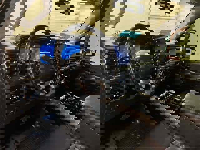 Certified 2024 Ford F250 Lariat w/ Black Appearance Package image 12