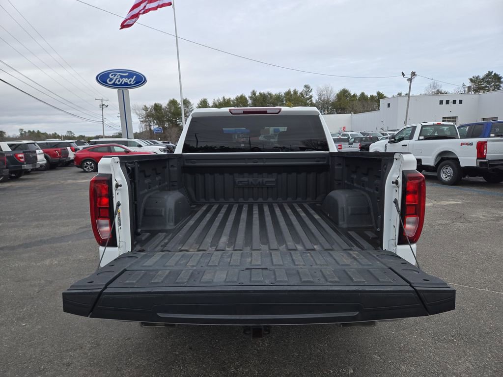 Used 2022 GMC Sierra 1500 SLE AWD/4WD image 3