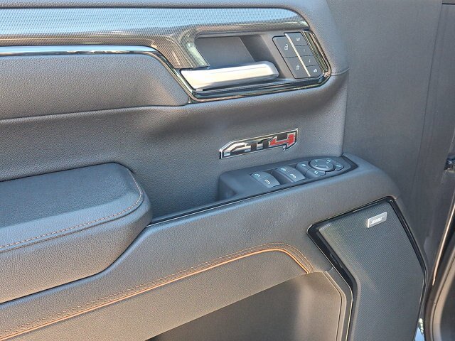 Used 2023 GMC Sierra 1500 AT4 w/ AT4 Premium Package AWD/4WD image 2